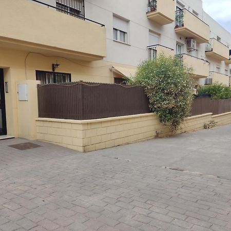 Appartement 80S Loft Vintage 15' Malaga Airport Free Guest Parking à Alhaurín de la Torre Extérieur photo